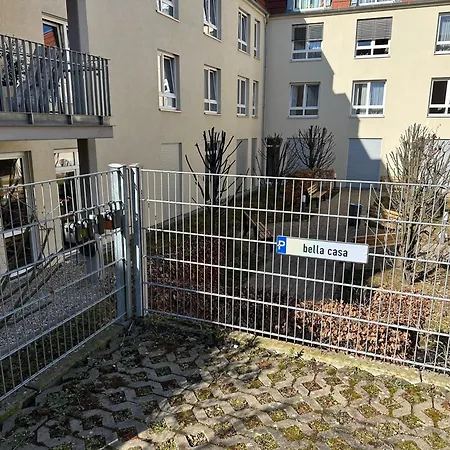 Bella Business&Family 100M Zum Konzerteingang Schloss,Parkplatz,Smarttv,Netflix,Waschmaschine,24H Checkin, 36Qm